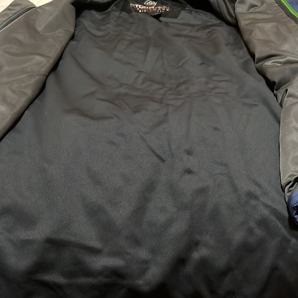 Ladies jacket - Picture 8 of 12